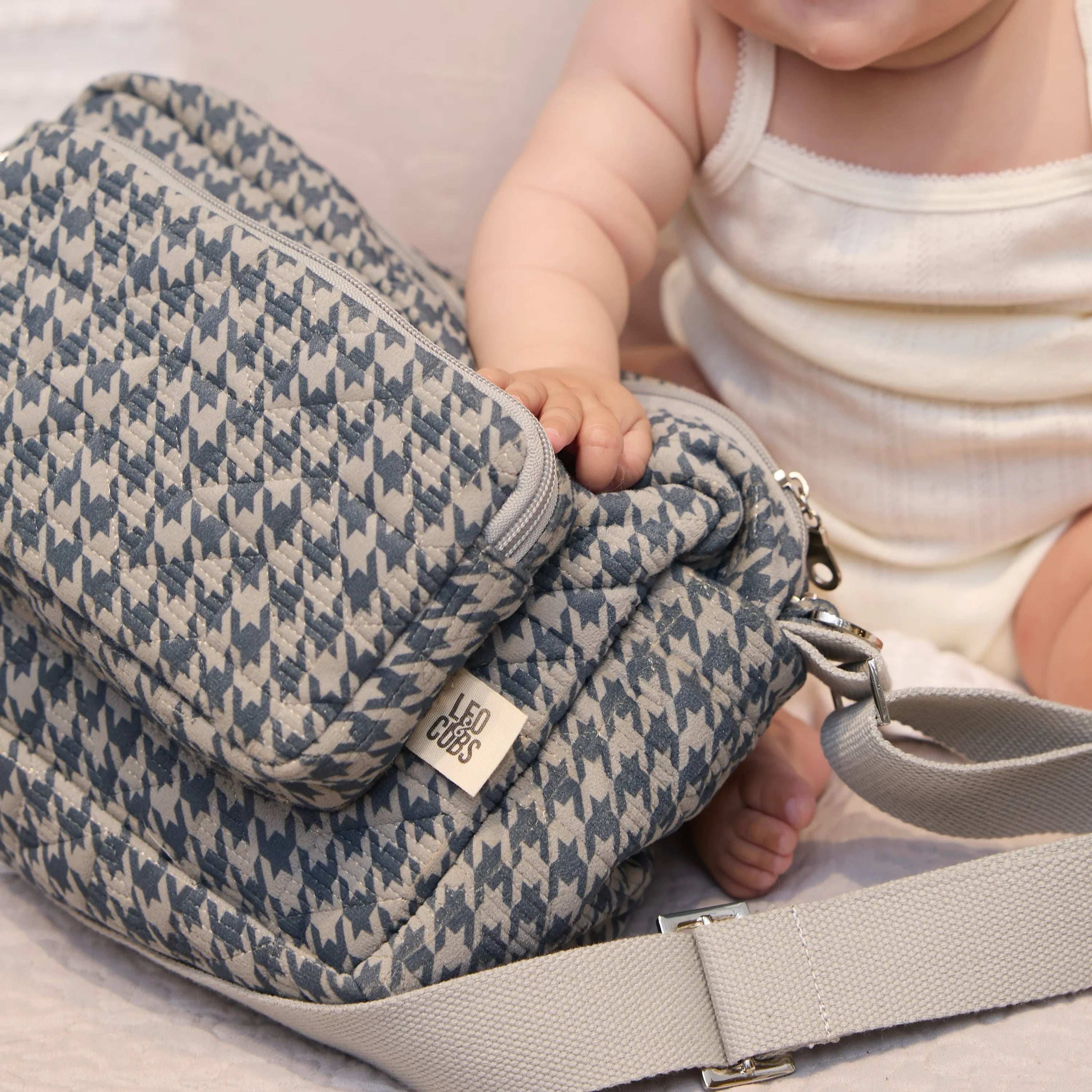 Ariel Medium Bag