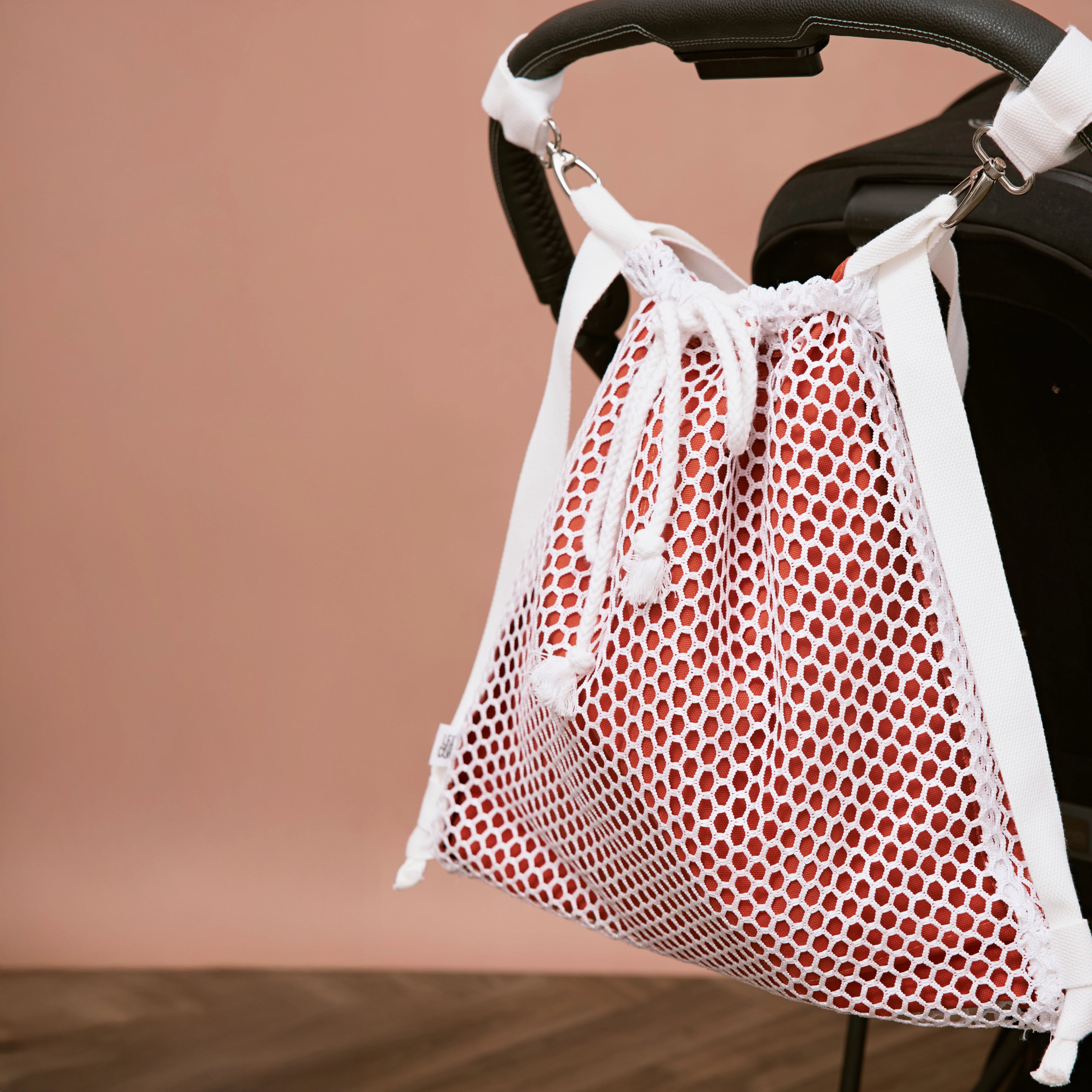 VÉRA Terracotta Mesh bag
