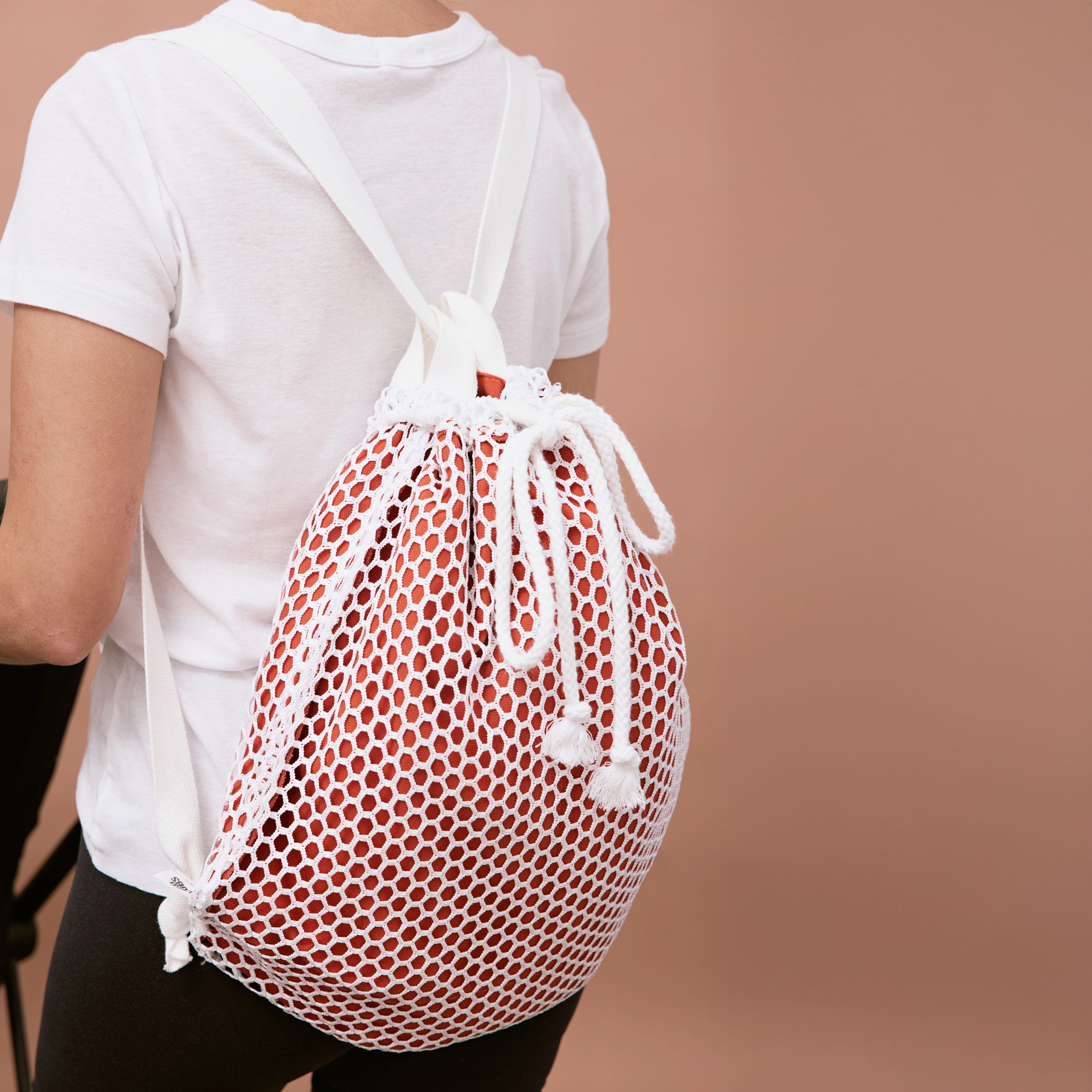 VÉRA Terracotta Mesh bag