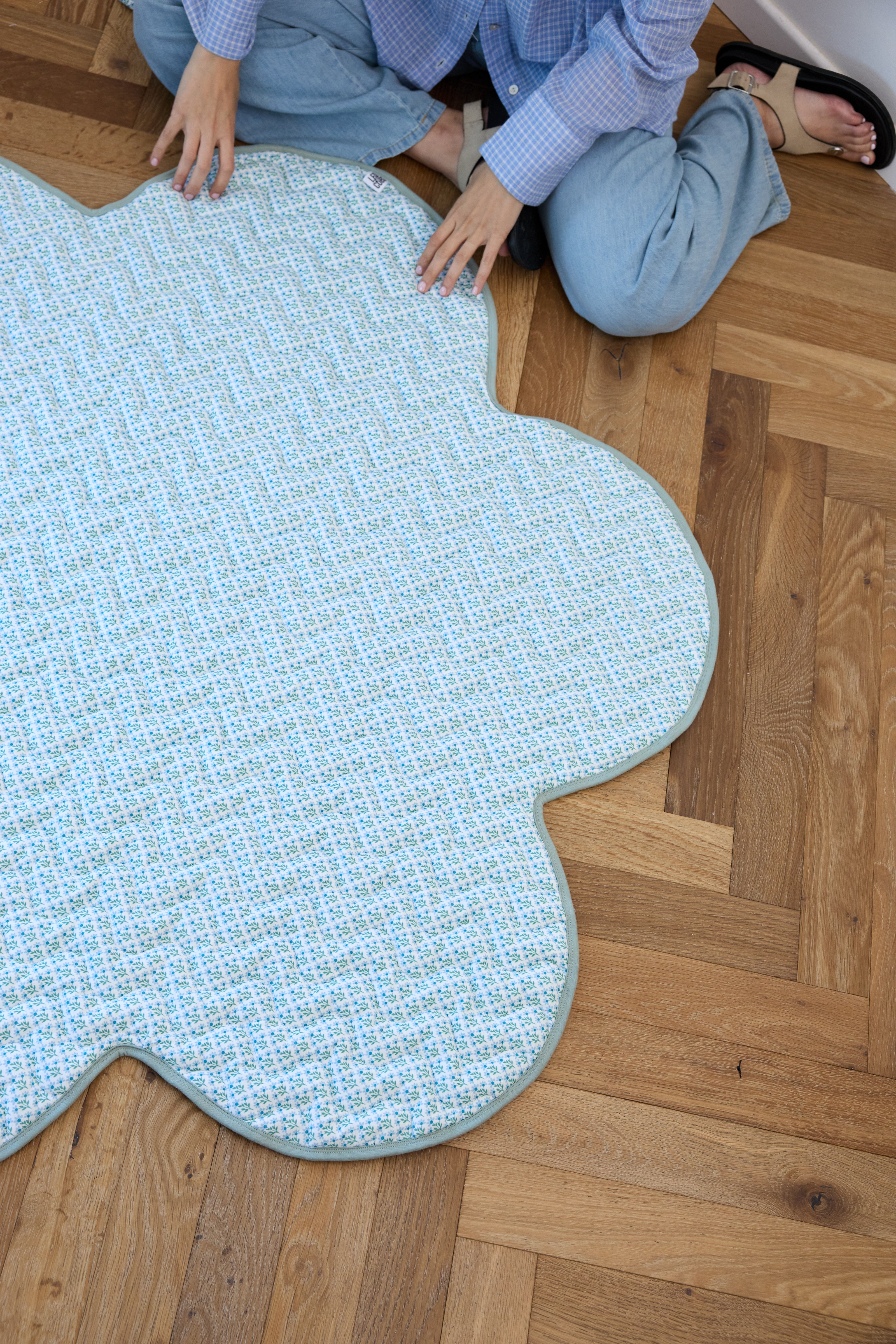 משטח פעילות דייזי ארי - Ari Daisy Playmat