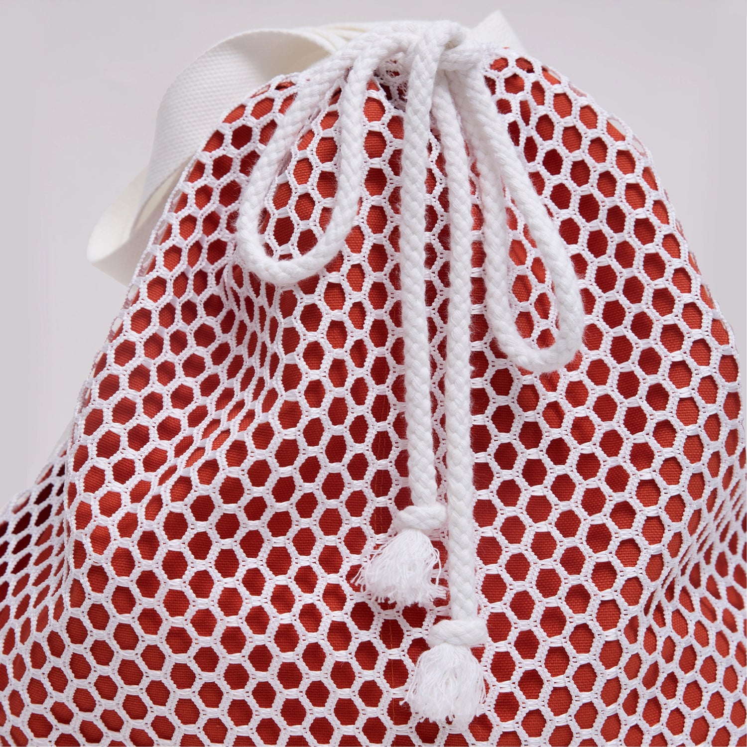 VÉRA Terracotta Mesh bag