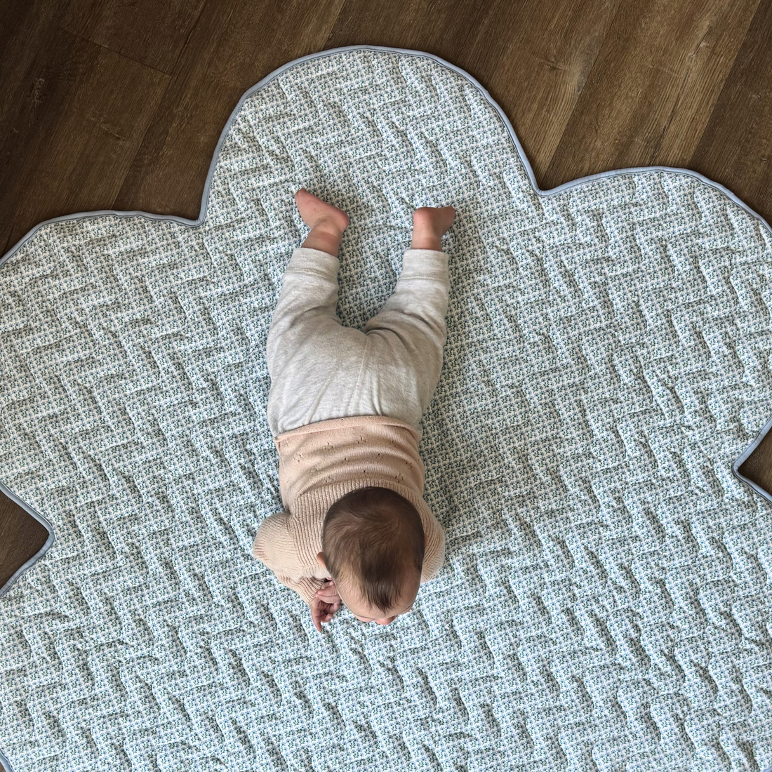 משטח פעילות דייזי ארי - Ari Daisy Playmat